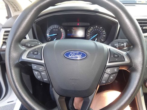 Used 2019 Ford Fusion S image 15