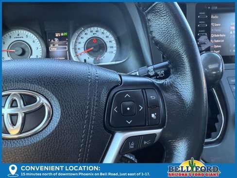 Used 2019 Toyota Sienna SE image 31