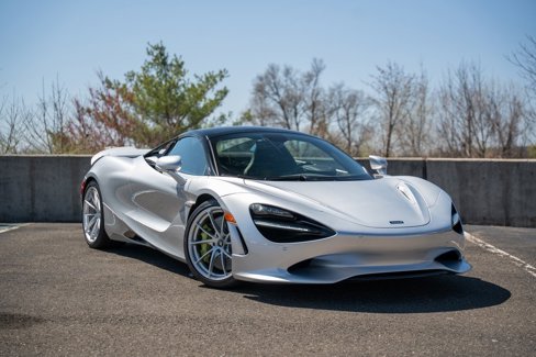New 2025 McLaren 750S Spider image 11