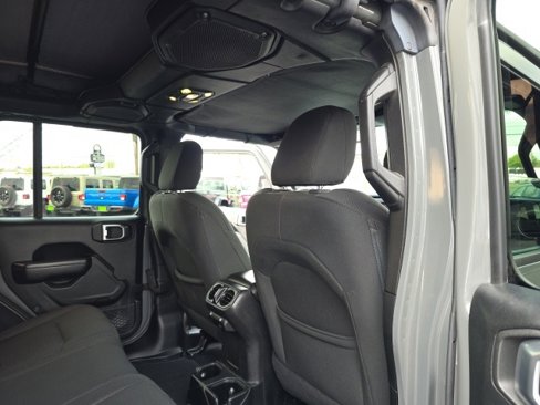 Used 2019 Jeep Wrangler Unlimited Sport S image 45
