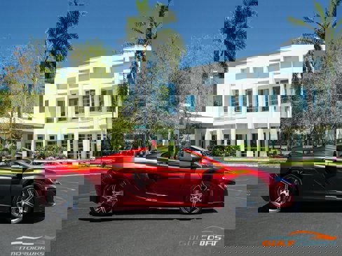 Used 2015 McLaren 650S Spider image 64