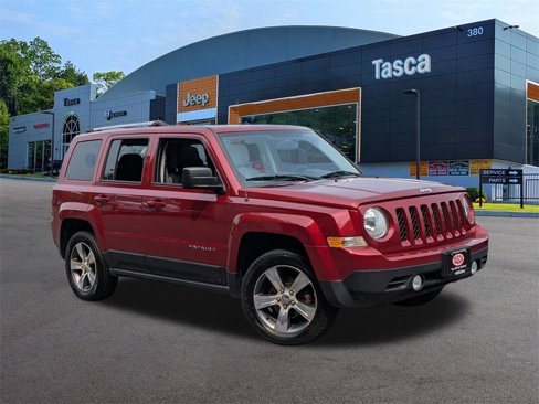 Used 2016 Jeep Patriot High Altitude image 1