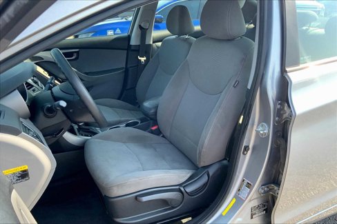 Used 2014 Hyundai Elantra SE image 7