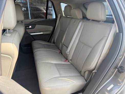 Used 2013 Ford Edge SEL image 19