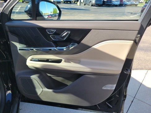 Certified 2022 Lincoln Corsair FWD image 21