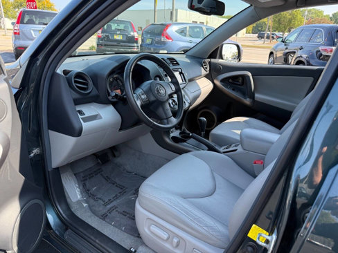 Used 2012 Toyota RAV4 Limited image 9