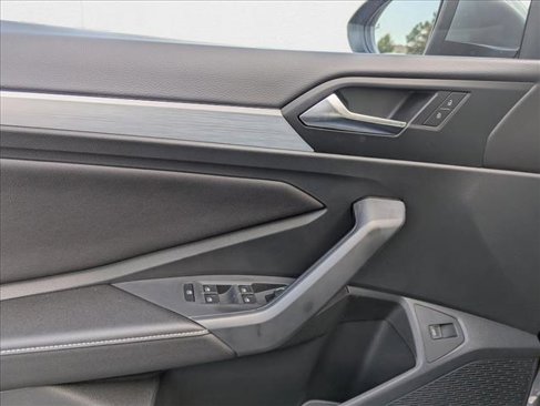 New 2025 Volkswagen Jetta S image 10