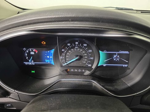 Used 2016 Ford Fusion Titanium image 12