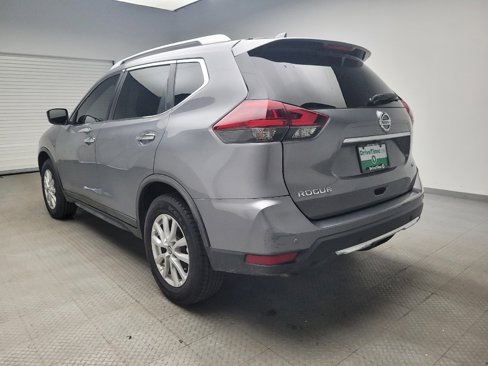 Used 2019 Nissan Rogue SV image 5