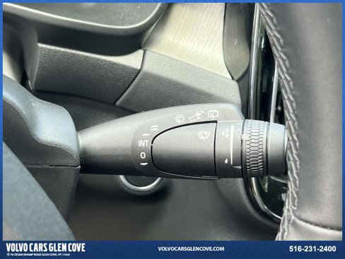 Certified 2023 Volvo XC40 B5 Plus w/ Protection Package Premier image 25