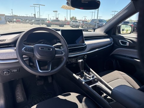 Certified 2024 Jeep Compass Sport image 16