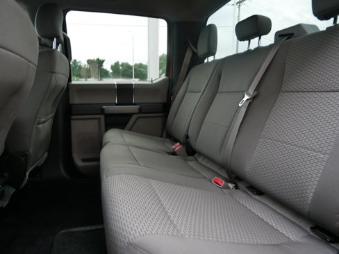 Used 2016 Ford F150 XLT image 7