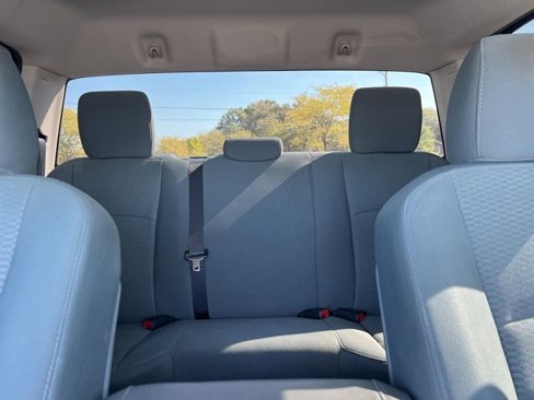 Used 2015 RAM 1500 Express image 24