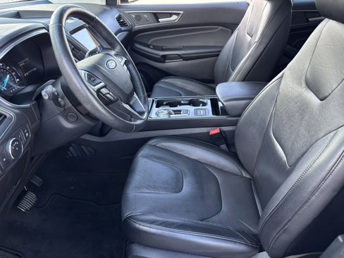 Used 2020 Ford Edge Titanium w/ Cargo Accessory Package image 19