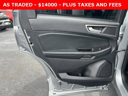 Used 2020 Ford Edge SEL image 13