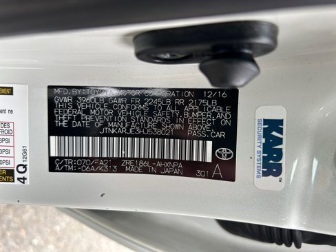 Used 2017 Toyota Corolla iM image 34