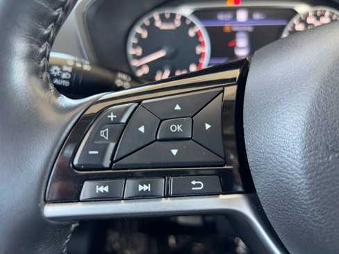 Used 2020 Nissan Altima 2.0 Platinum image 11
