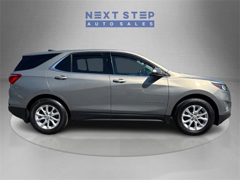 Used 2018 Chevrolet Equinox LT image 9