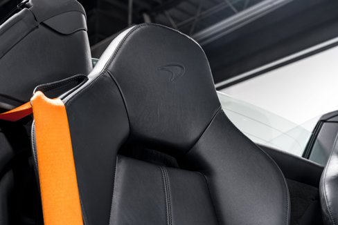 Used 2020 McLaren 570S Spider image 30