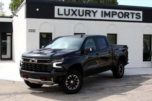 Used 2025 Chevrolet Silverado 1500 ZR2 w/ Technology Package image 2