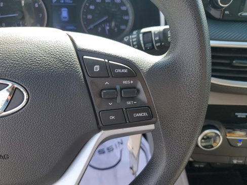 Used 2020 Hyundai Tucson SE image 17