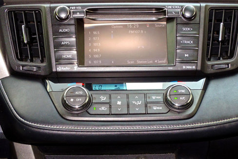 Used 2017 Toyota RAV4 XLE image 20