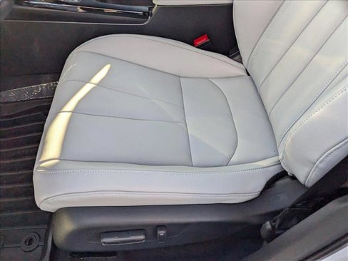 New 2025 Acura Integra image 4