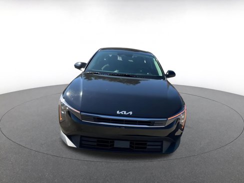 Used 2025 Kia K4 LXS image 4