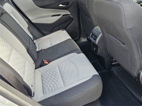 Used 2018 Chevrolet Equinox LS image 14