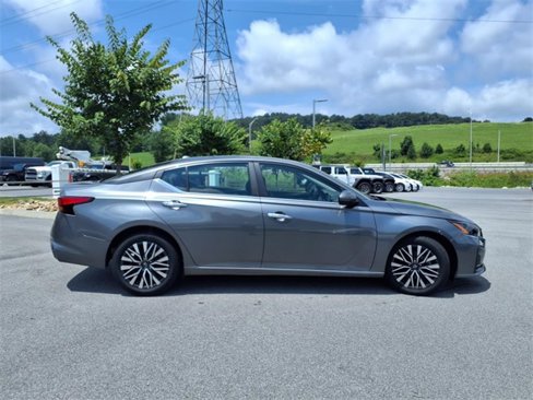 Used 2023 Nissan Altima 2.5 SV image 24