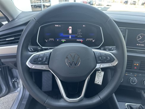 Used 2024 Volkswagen Jetta S image 11