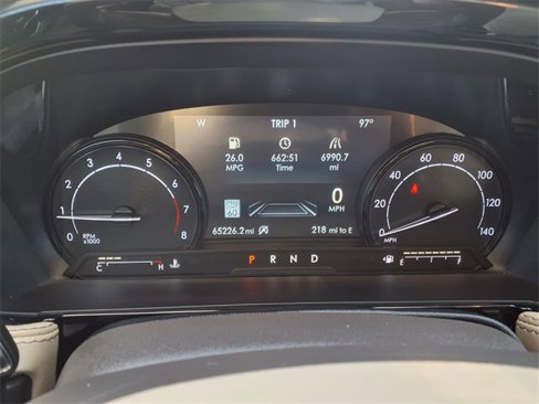 Used 2020 Lincoln Corsair Reserve w/ Equipment Group 201A image 13