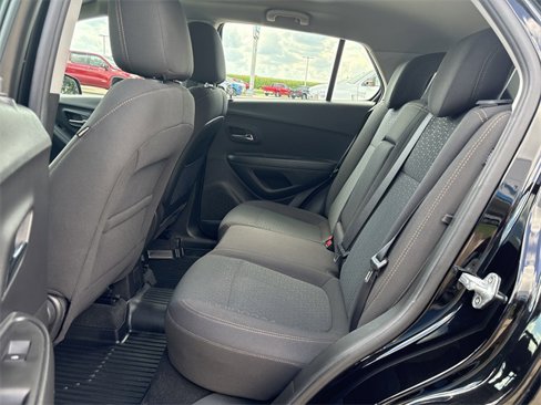 Used 2020 Chevrolet Trax LS image 10
