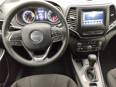 Used 2019 Jeep Cherokee Latitude w/ Popular Appearance Group image 22
