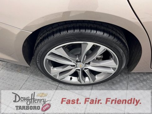 Used 2023 Chevrolet Malibu LT w/ Driver Confidence Package image 16