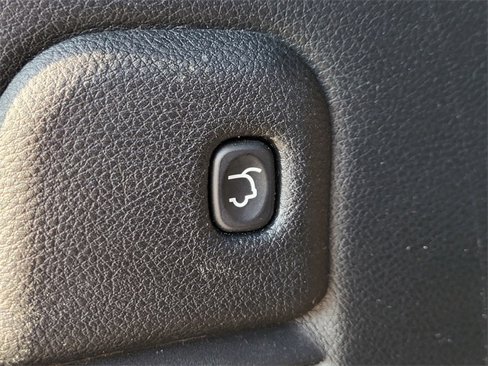 Used 2017 Jeep Grand Cherokee Overland image 33