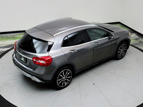 Used 2016 Mercedes-Benz GLA 250 image 34