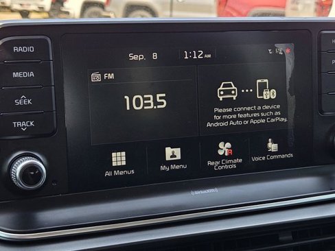 Used 2020 Kia Telluride LX image 17
