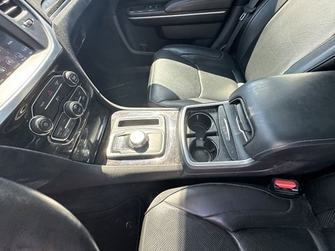 Used 2019 Chrysler 300 Limited image 14