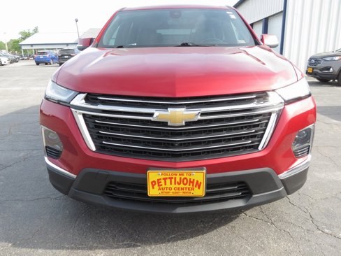Used 2022 Chevrolet Traverse LT w/ LT Premium Package image 13