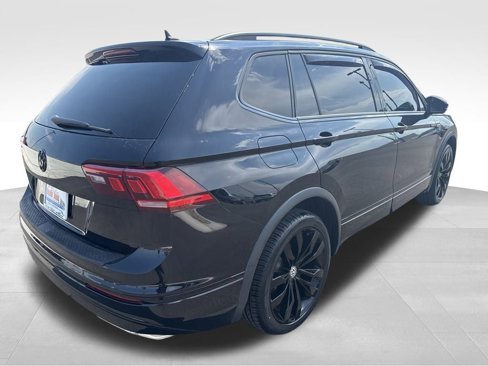Used 2021 Volkswagen Tiguan SE R-Line image 16