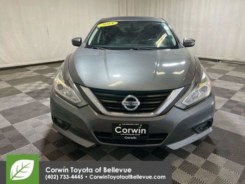 Used 2018 Nissan Altima 2.5 SV w/ 2.5 SV Technology Package image 3