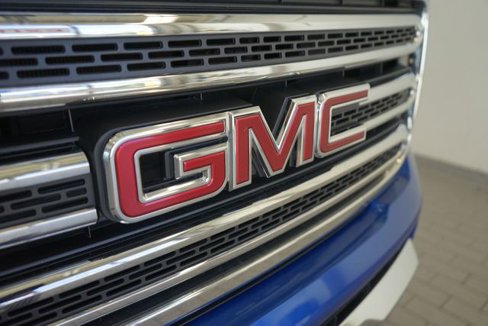 Used 2018 GMC Canyon SLT w/ Trailering Package image 20