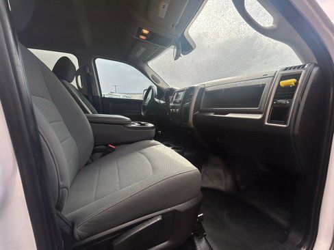 Used 2016 RAM 2500 Tradesman w/ Chrome Appearance Group image 42