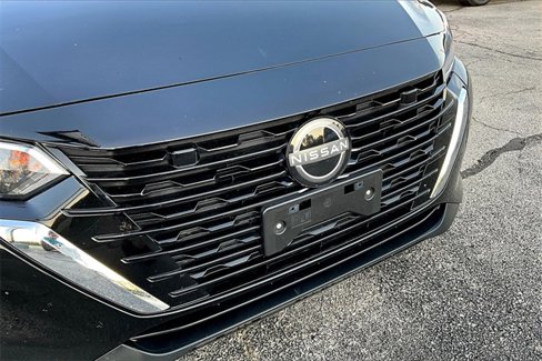 Used 2024 Nissan Sentra SV image 33