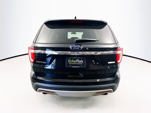 Used 2017 Ford Explorer Limited w/ Equipment Group 301A image 7