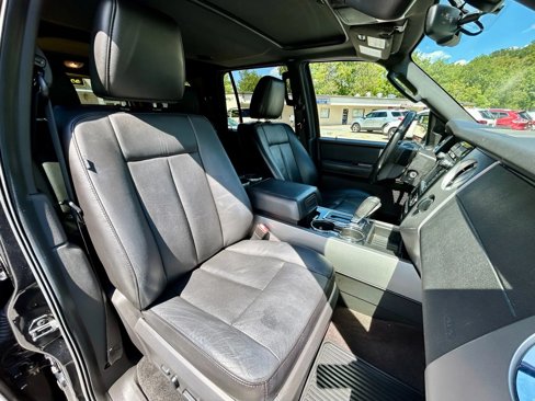 Used 2012 Ford Expedition Limited image 19