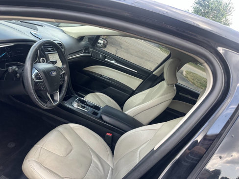 Used 2018 Ford Fusion Titanium image 13