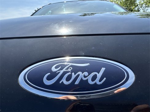 Used 2021 Ford Escape Titanium w/ Class II Trailer Tow Package image 33