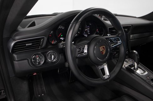 Used 2018 Porsche 911 Carrera 4 GTS image 22